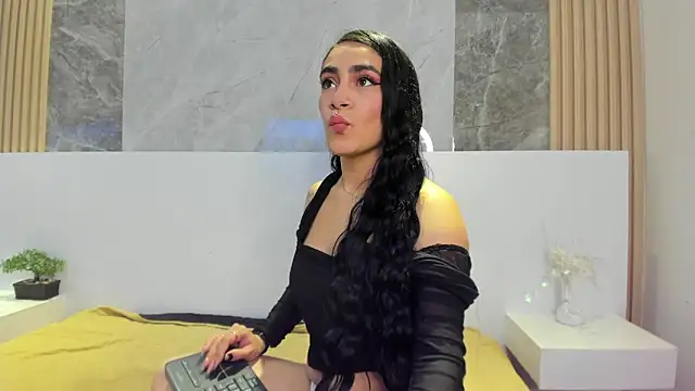 Snapshot of PamelaRed_ chatting on January 15, 7:39 pm PamelaRed online show from January 15, 7:39 pm