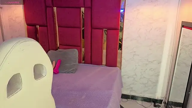 morgana white online show from February 7, 6:49 pm