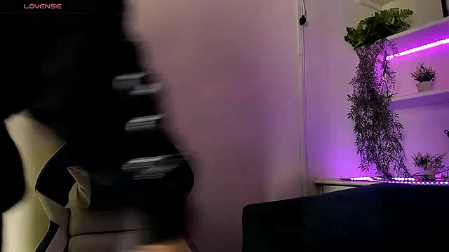 morgana white online show from March 31, 11:12 am