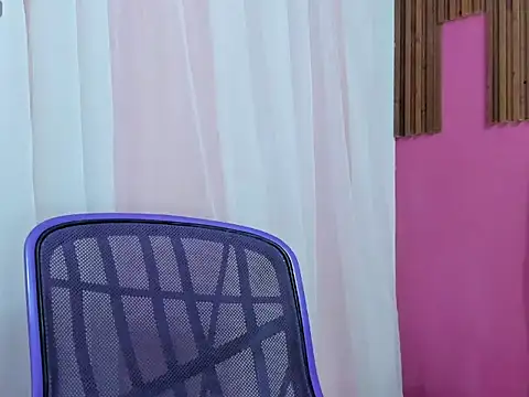 Bianca slut1 online show from December 22, 9:37 pm