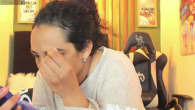 Bianca slut1 online show from April 9, 6:47 pm