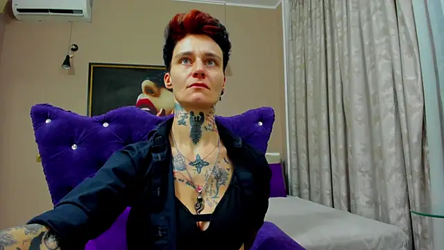 Snapshot of KennyXSX chatting on December 17, 8:03 pm KennyXSX online show from December 17, 8:03 pm