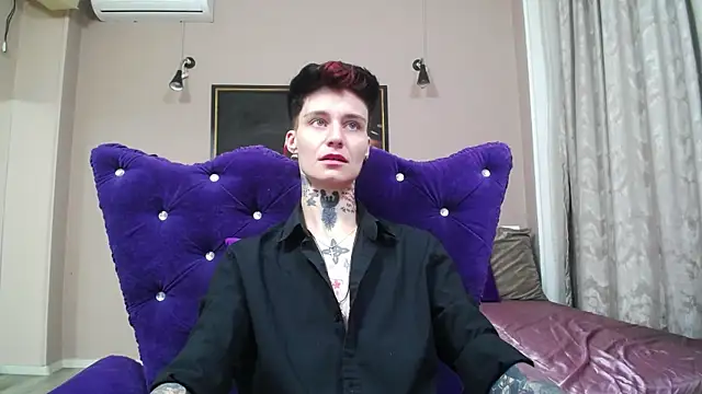 Snapshot of KennyXSX chatting on June 16, 6:57 am KennyXSX online show from June 16, 6:57 am