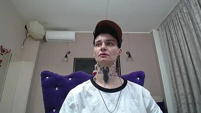Snapshot of KennyXSX chatting on July 9, 11:53 am KennyXSX online show from July 9, 11:53 am