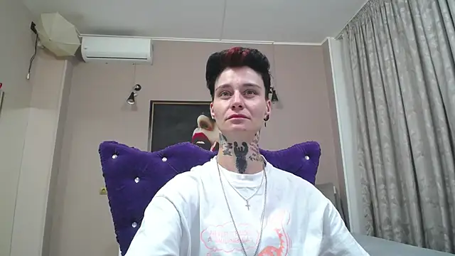 Snapshot of KennyXSX chatting on July 15, 1:29 pm KennyXSX online show from July 15, 1:29 pm