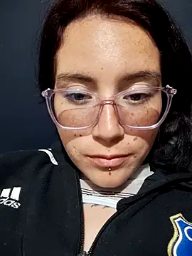 mara adiction online show from December 17, 3:28 pm