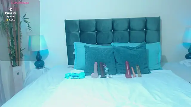 Valeri hot22 online show from December 18, 8:01 pm