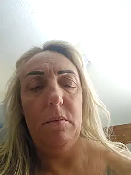 theblondecocklover online show from April 4, 7:26 am