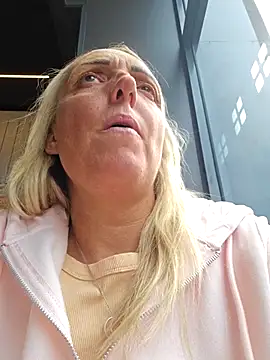 theblondecocklover online show from March 23, 10:59 am