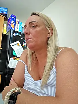 theblondecocklover online show from April 13, 9:24 am