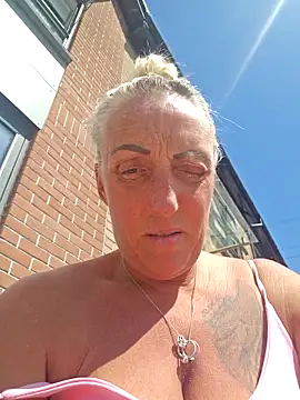 theblondecocklover online show from May 26, 11:30 am
