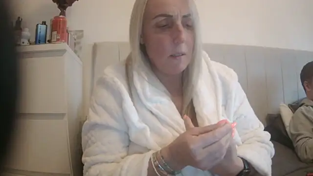 theblondecocklover online show from March 10, 5:17 pm