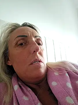 theblondecocklover online show from May 19, 6:20 am