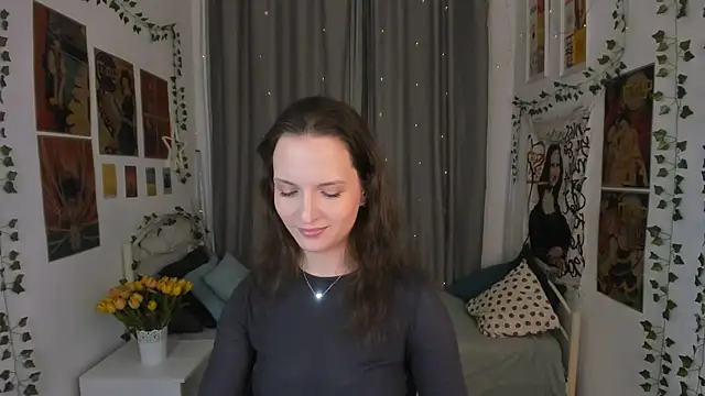 Snapshot of Ariadna_Shy chatting on December 13, 10:16 pm Ariadna Shy online show from December 13, 10:16 pm