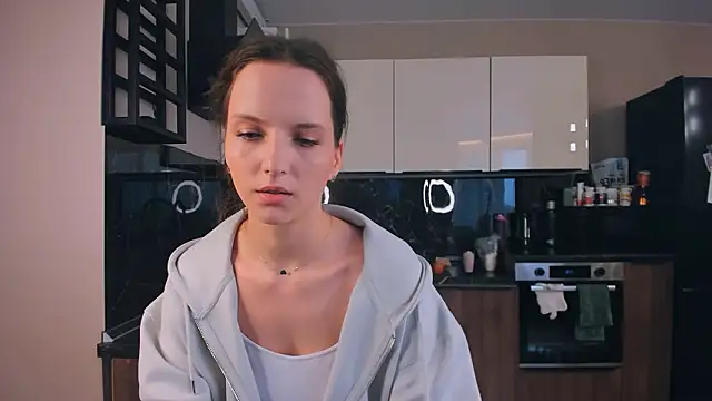 Ariadna Shy online show from March 3, 2:35 pm