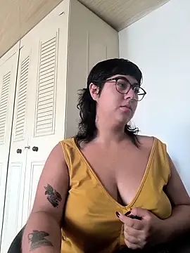 Jasmin switch online show from May 13, 1:51 pm
