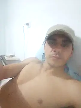 Snapshot of Fatorefco chatting on December 18, 2:32 pm Fatorefco online show from December 18, 2:32 pm