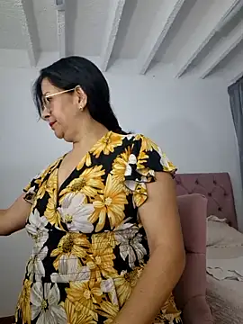 christy ant online show from May 15, 7:23 pm