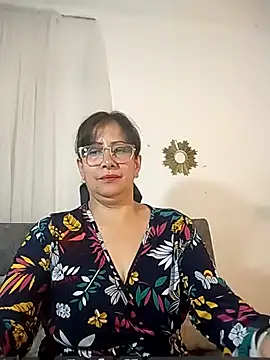 christy ant online show from February 17, 7:11 pm