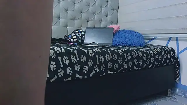 Snapshot of sexy_abby01 chatting on March 9, 8:23 pm sexy abby01 online show from March 9, 8:23 pm