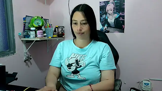 Snapshot of sexy_abby01 chatting on December 22, 7:03 pm sexy abby01 online show from December 22, 7:03 pm