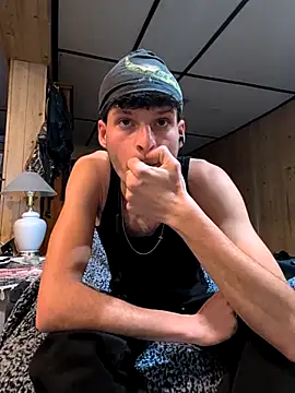 B8RHUNG online show from March 5, 2:08 am