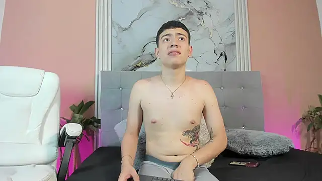 alex xhunter online show from March 6, 7:42 pm