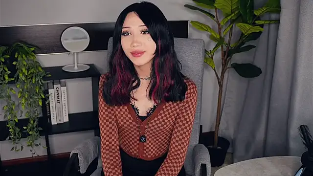 KendraBorland online show from December 17, 2:55 pm