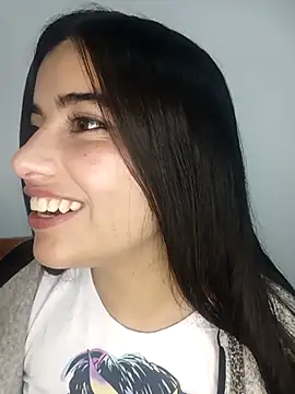Georgia Candy online show from April 19, 5:30 am