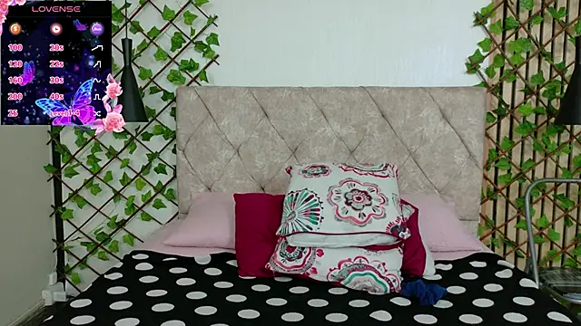 Georgia Candy online show from May 7, 3:22 am