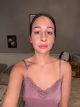 ChiaraSommer online show from April 10, 4:03 pm