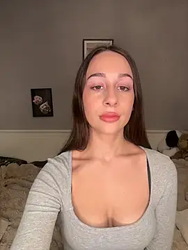 ChiaraSommer online show from April 3, 4:13 pm