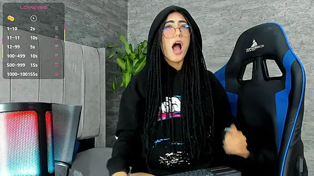 Odett Khast online show from December 21, 6:04 am