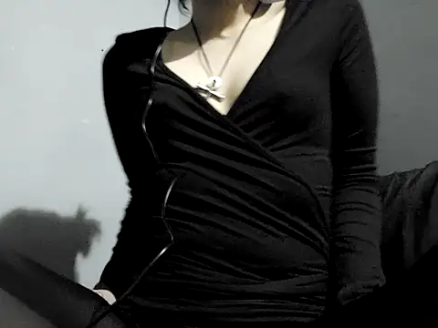 Delilah 666 online show from December 17, 2:49 am