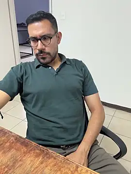 AdrianGarcia89 online show from May 21, 1:36 am
