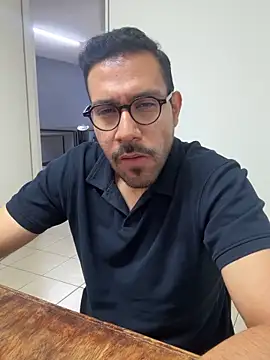 AdrianGarcia89 online show from May 8, 1:09 am
