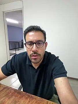AdrianGarcia89 online show from April 11, 3:25 am
