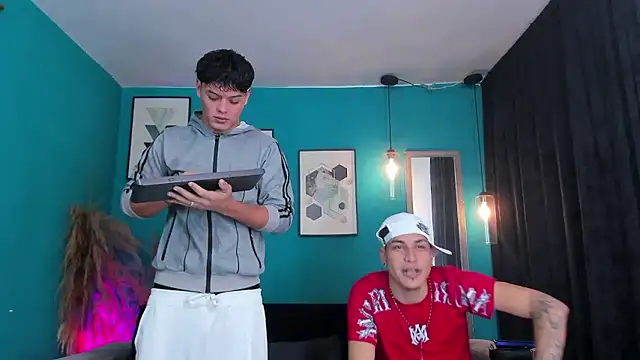 Oficial KingOfHeavens online show from January 9, 8:05 pm