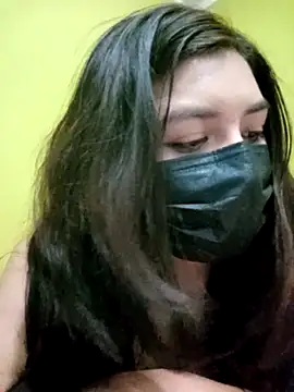 Snapshot of MIGAJERA_20 chatting on April 2, 2:52 am MIGAJERA 20 online show from April 2, 2:52 am