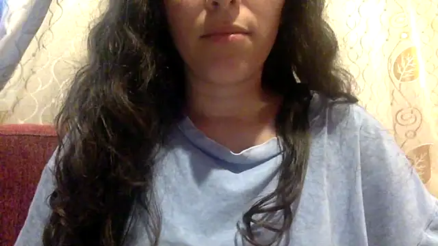 Snapshot of LatinDoll8 chatting on June 10, 10:55 pm LatinDoll8 online show from June 10, 10:55 pm