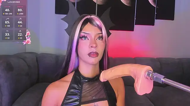 kira vance online show from February 8, 3:48 am