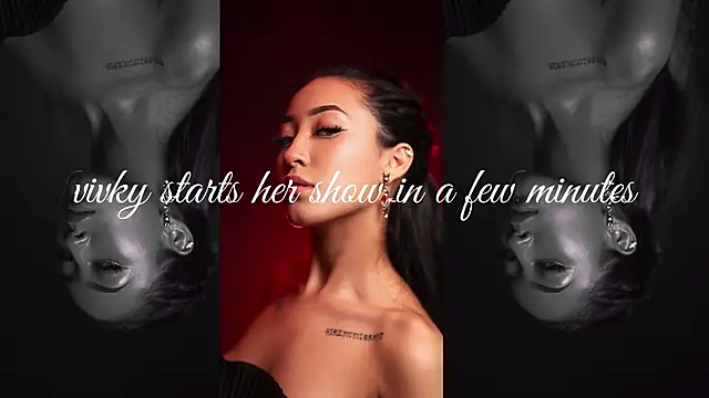 viicky r online show from April 7, 9:38 pm