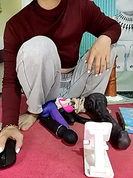 hi-miki online show from January 14, 7:45 am