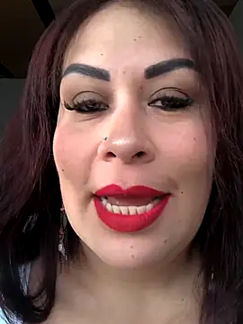 Natymendoza998 online show from February 3, 10:15 pm