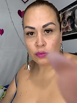 Natymendoza998 online show from February 22, 1:19 am