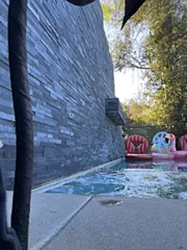 Snapshot of itscleomoon chatting on March 1, 12:10 am itscleomoon online show from March 1, 12:10 am