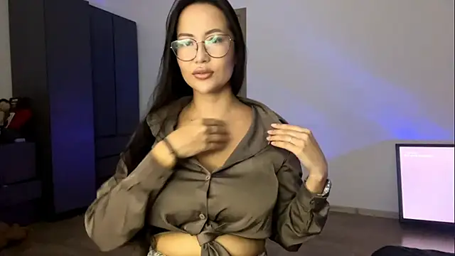 Your Mel0dy online show from December 18, 11:25 am