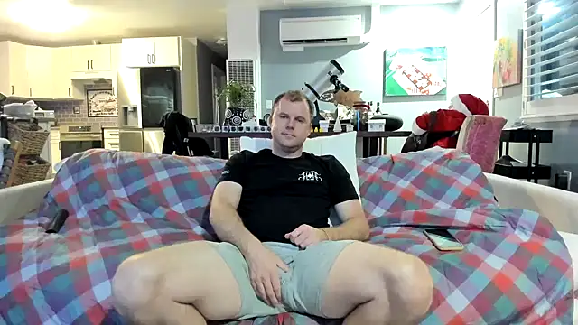 Studmuffin4you online show from February 3, 5:16 am