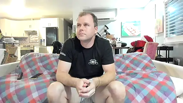 Studmuffin4you online show from February 3, 6:22 am