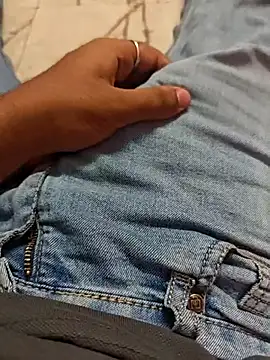 AqueousCrepe online show from February 10, 1:10 pm